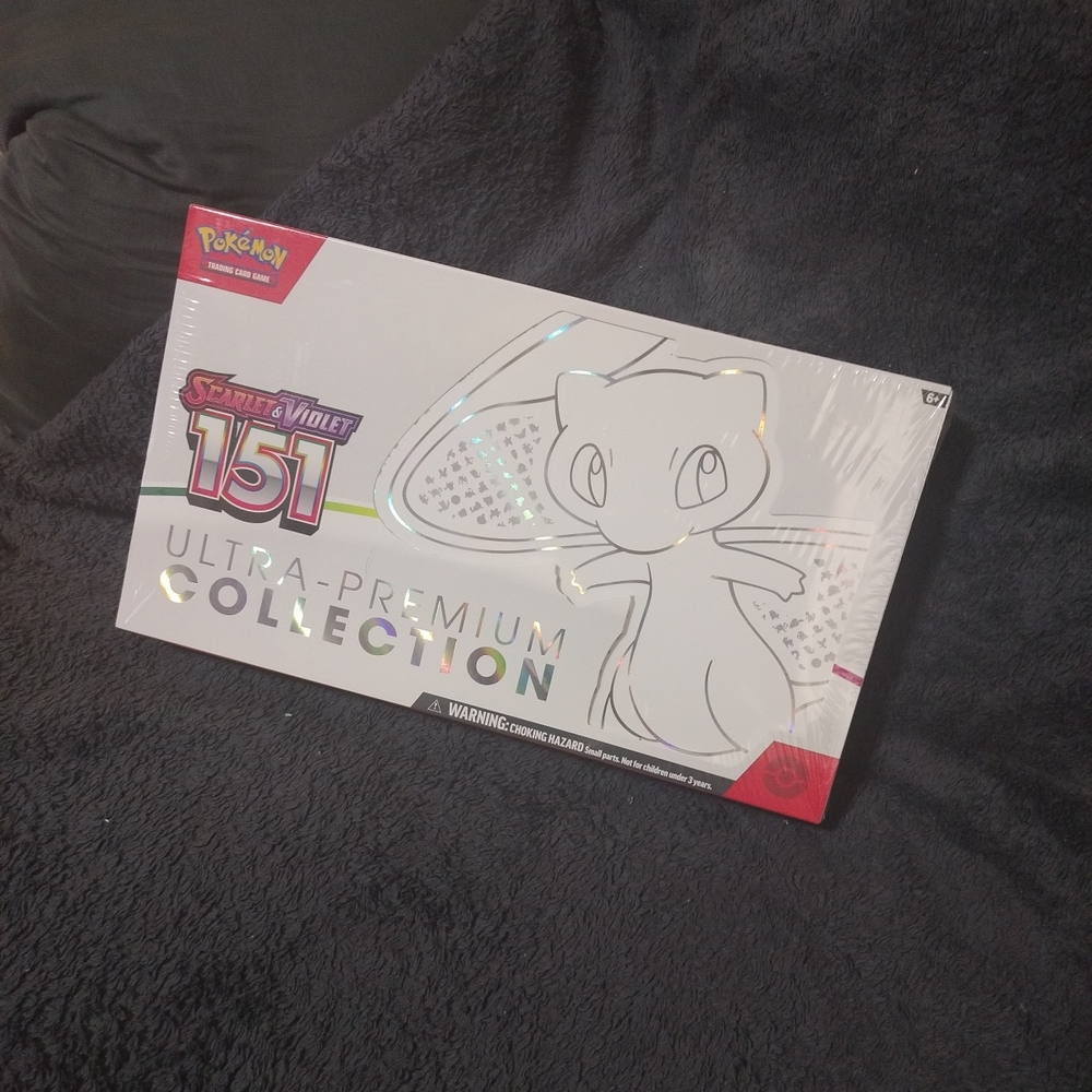 Pokemon White and Red Trading Card Set